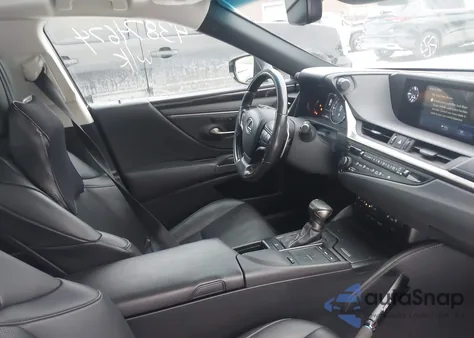 2019 Lexus Es 350 z USA, uszkodzony, nr VIN 58ABZ1B15KU045574